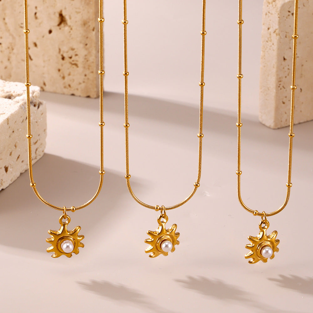 SUNFLOWER Shell Pearls Clavicle Necklace