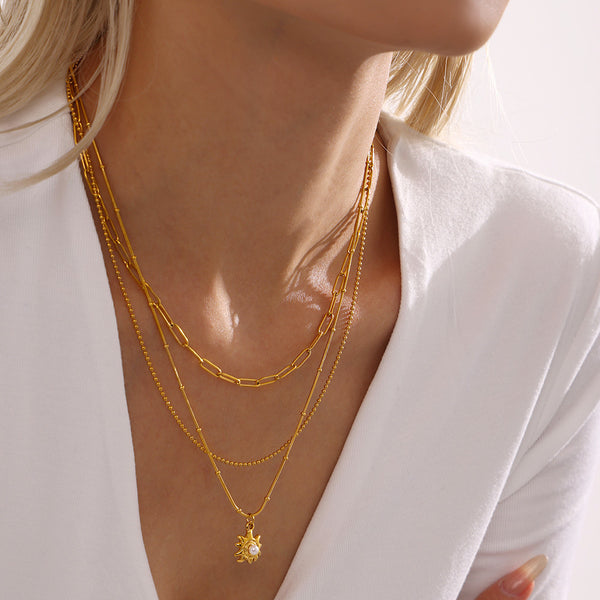 SUNFLOWER Shell Pearls Clavicle Necklace