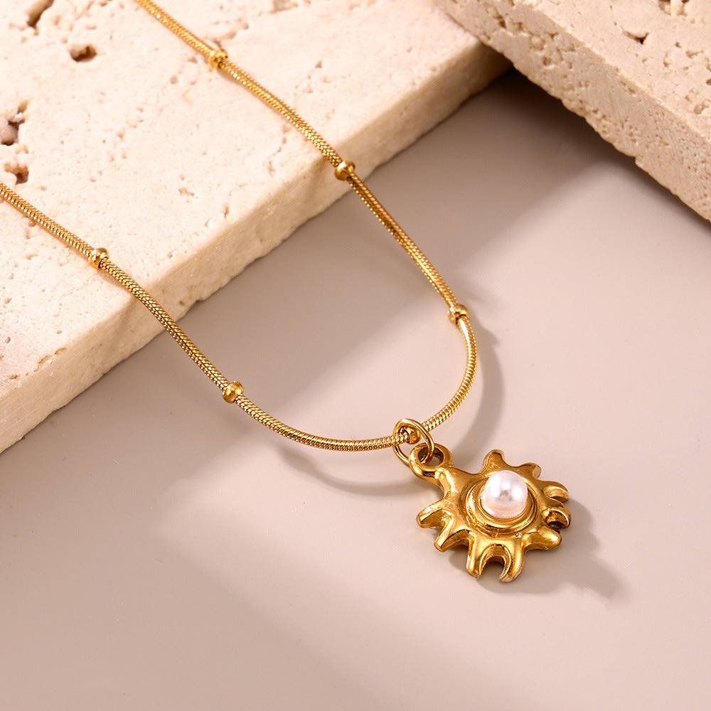 SUNFLOWER Shell Pearls Clavicle Necklace